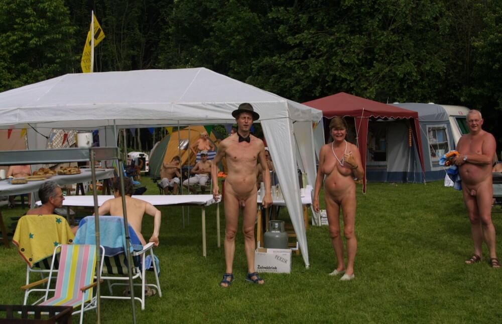 Holland Nature Home Stay pics - Nudism reduces self-consciousness