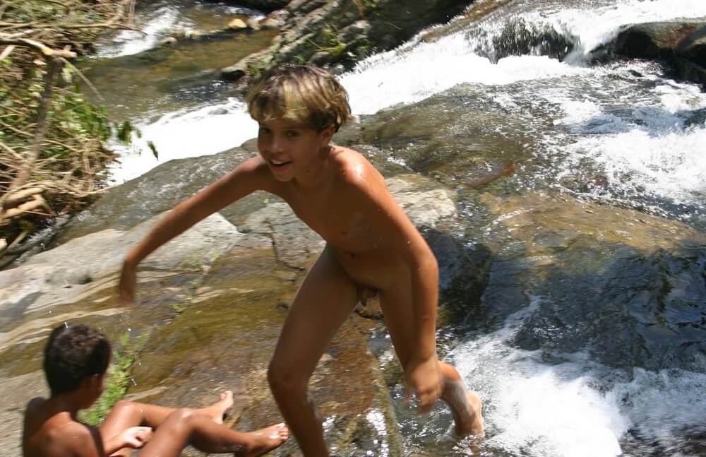 Brazilian Cliff Slide pics - Nudism is permitted throughout the entire territory