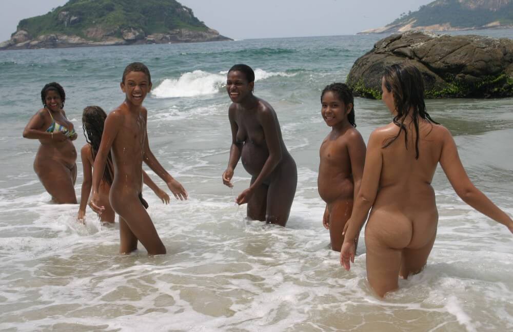 Brazils Endless Water Fun pics - Naturism teaches respect for the beauty of the body and its natural forms