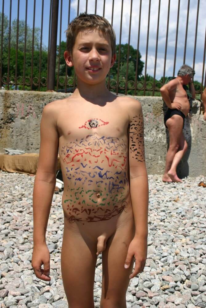 Father and Daughter Painted pics - A nudist values trust and honesty between people