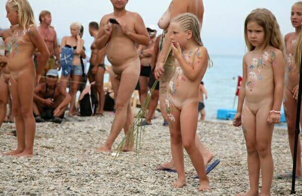 Nudism photo gallery # 1 - Nudity is a part of life without shame
