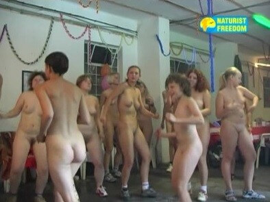 Naturist Freedom: Discotheque in a Cellar - Naturists live freely and naturally