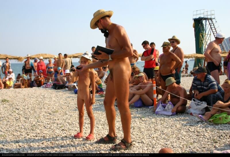 Naturist Pageant Line Up photos - Living in harmony and tranquility is the goal of naturists