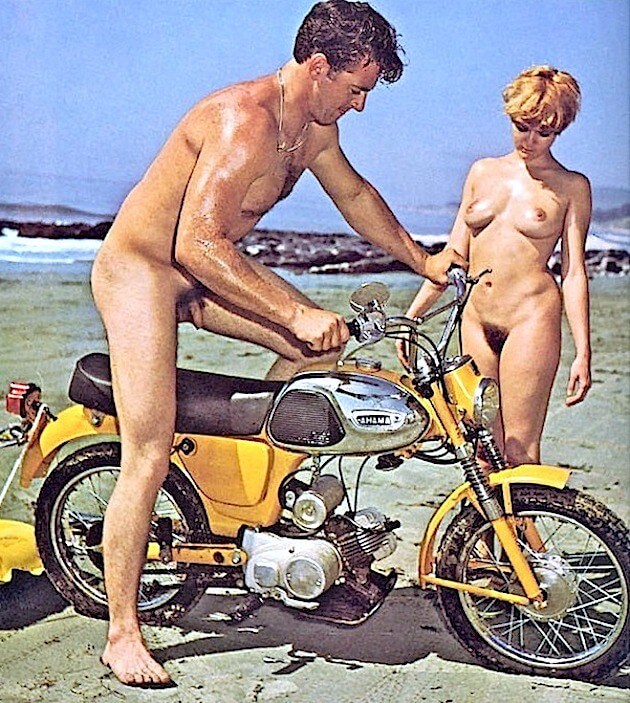 Retro naturism photo gallery - Supporters of naturism live in harmony with nature