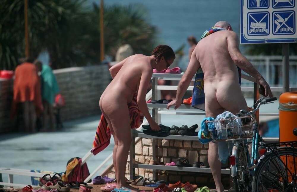Pool Arrivals and Departures pics - Naturism helps overcome fears and insecurities