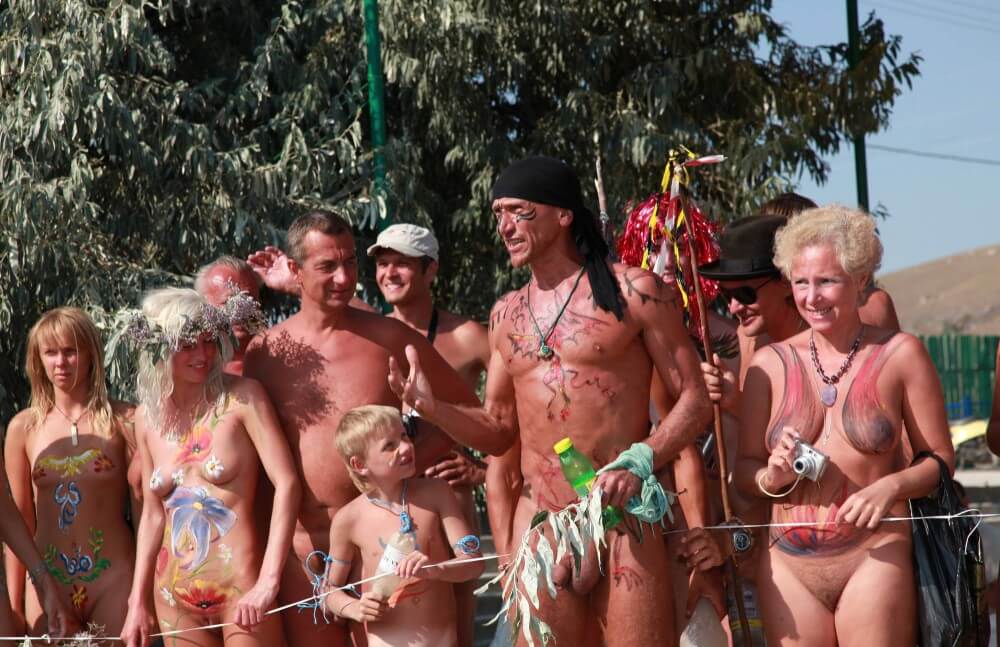 Naturist Day From Behind pics - Getting rid of swimsuits