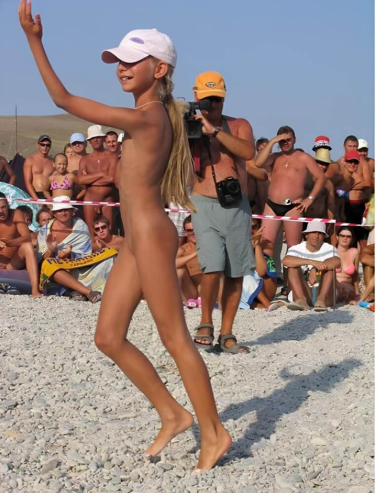 Holiday of the Neptune photos - Stereotypical perceptions of nudists