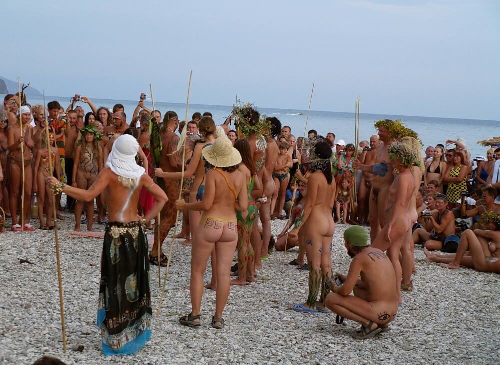 Naturist Party Mega Bash pics - Nudism teaches us to appreciate the present and be honest